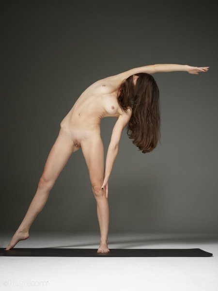 Albina Osinovskaya Hegre Art