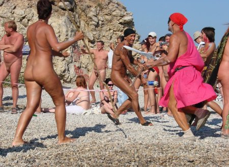 Naked women at the Neptune festival