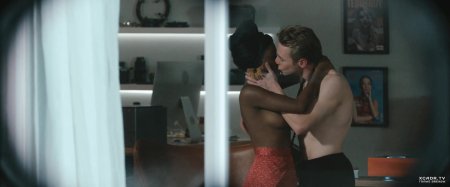 Sydney Sweeney breasts Voyeurs