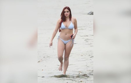 Ariel Winter height weight