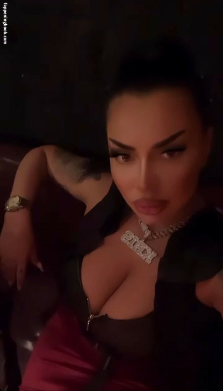 Kristina Karieva naked