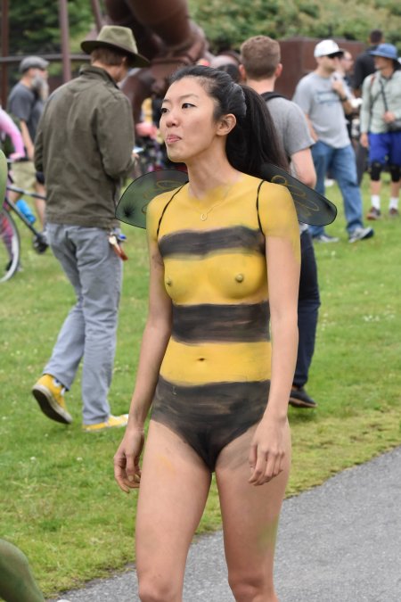Bodypainting in public