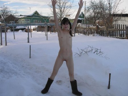 Naked women at the dacha in winter