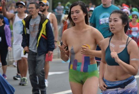 Bay to Breakers nude hot girls Kumpulan berbagai