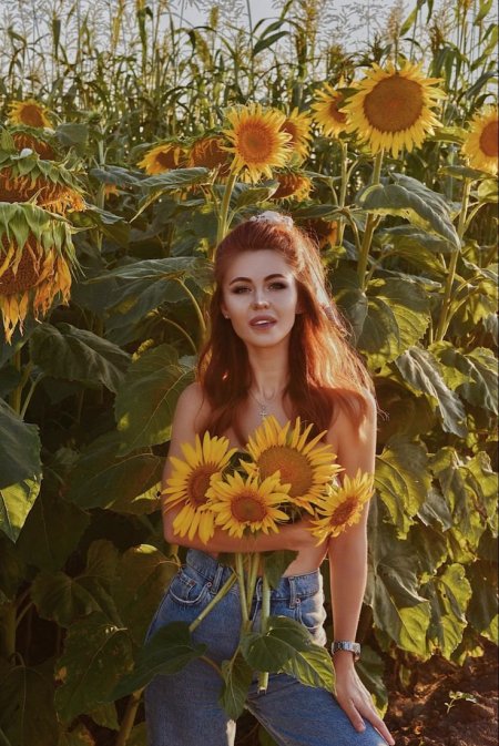 Alexandra Tislenok photo shoot