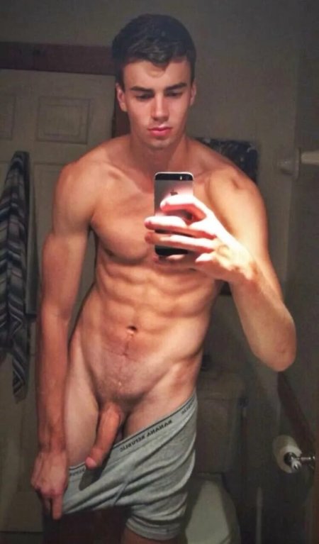 Amateur photos of naked guys