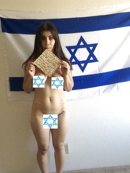 Jewish women nude in Mikve
