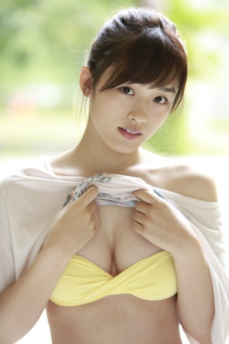 Umeda Parsaeva photo chest