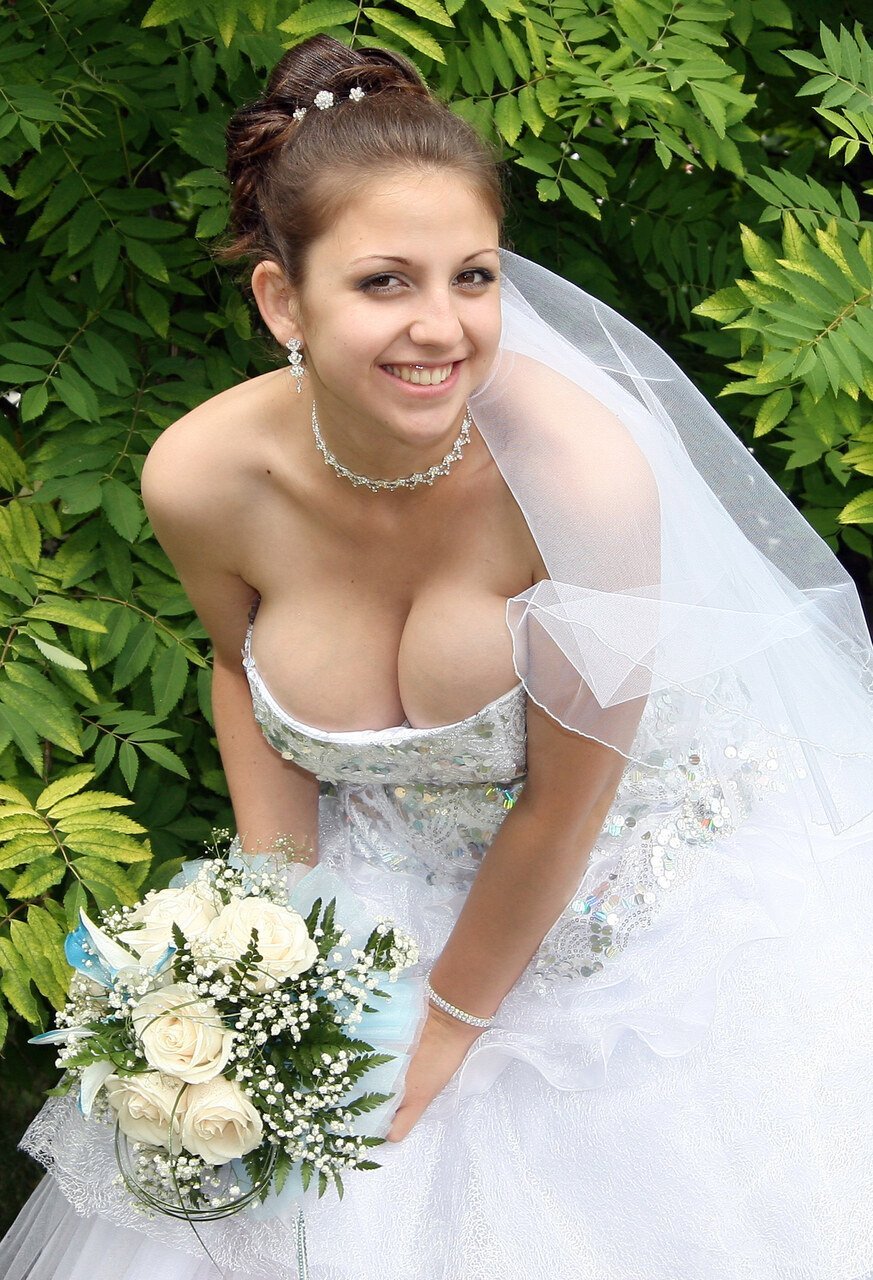 Wedding Dresses Big Tits
