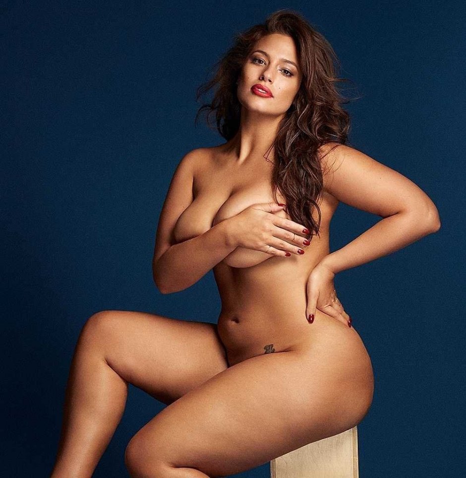 Plus sazes Ashley Graham Naked