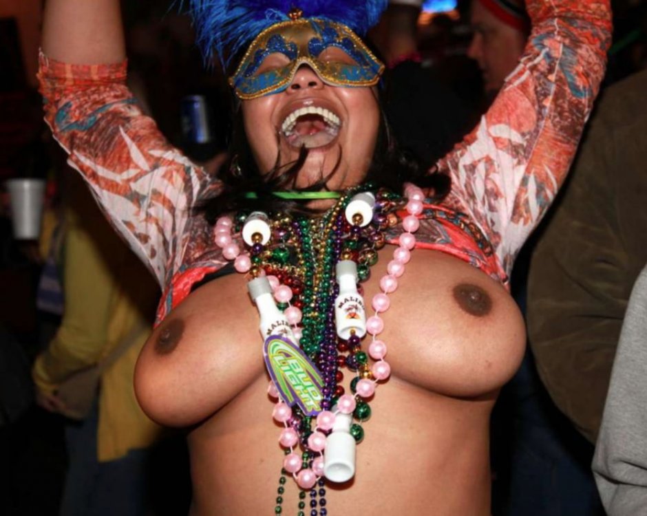 Yamaisky carnival naked