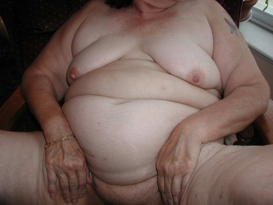 Small tits of thick old women