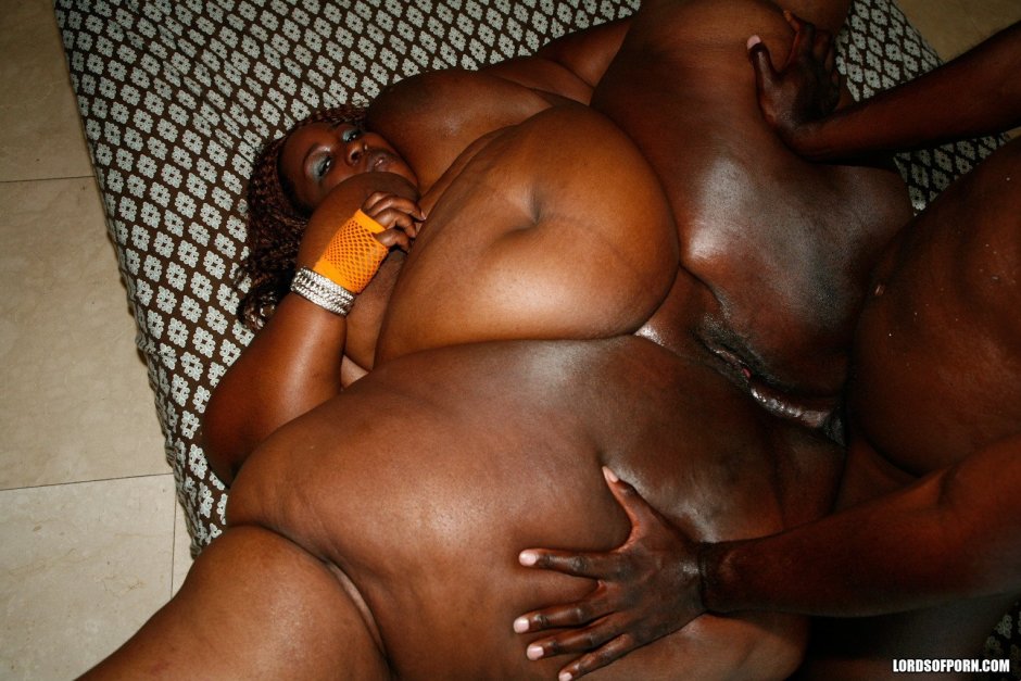 Thick butt of black women. Porn