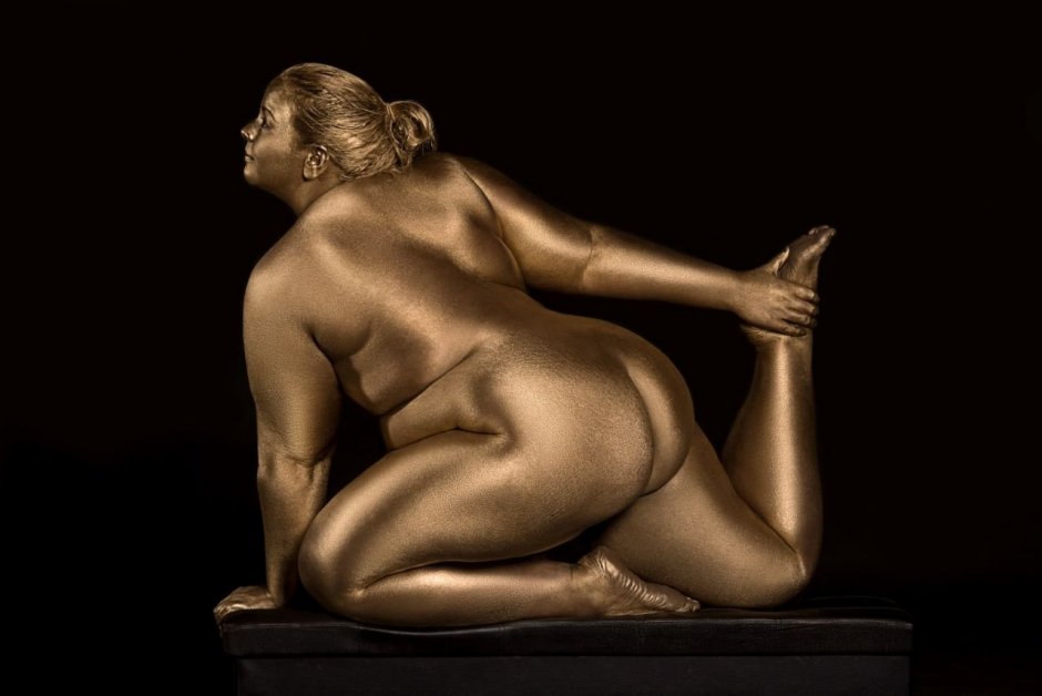 Artistic nude of full women