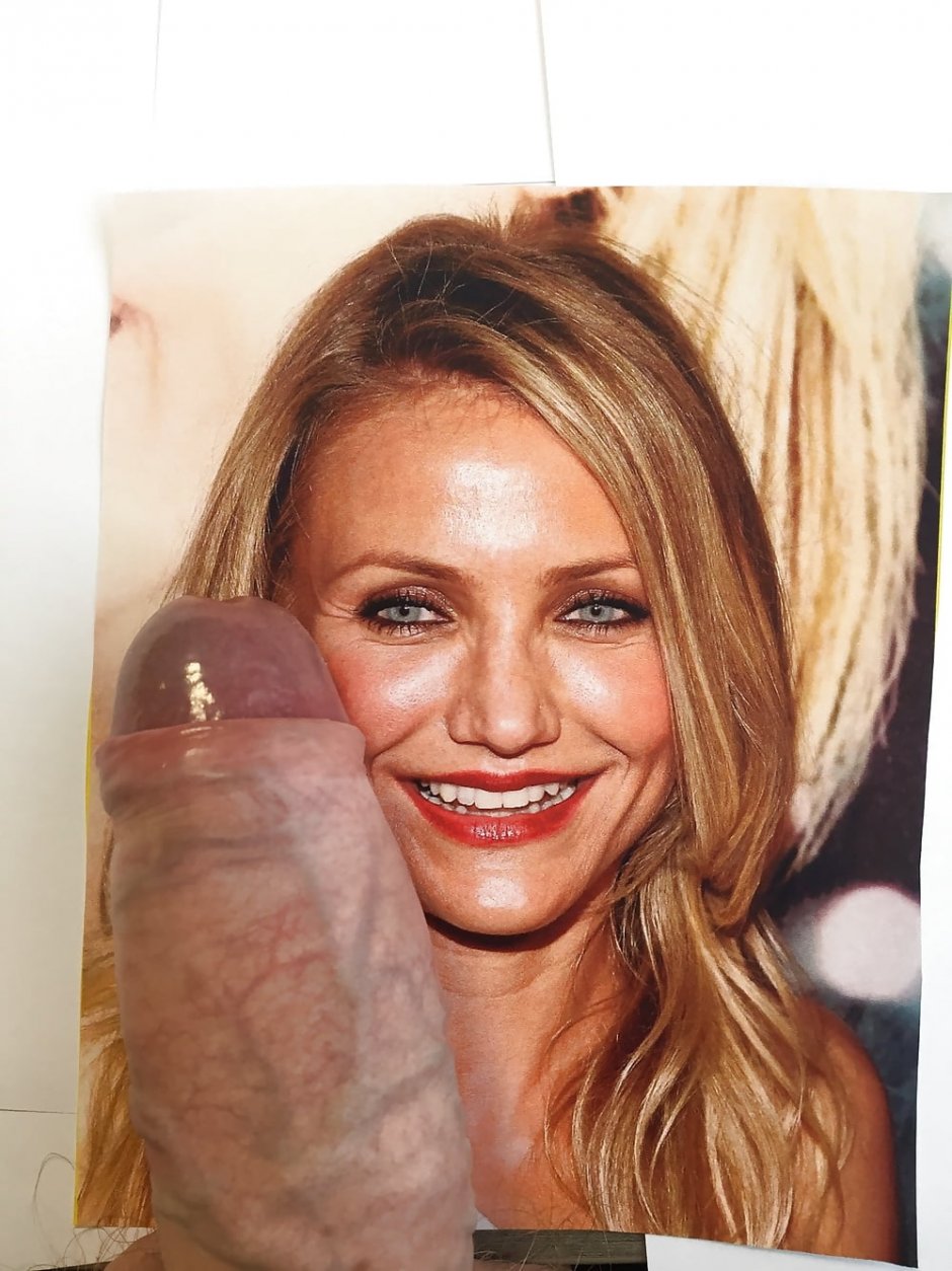 Cameron Diaz without panties