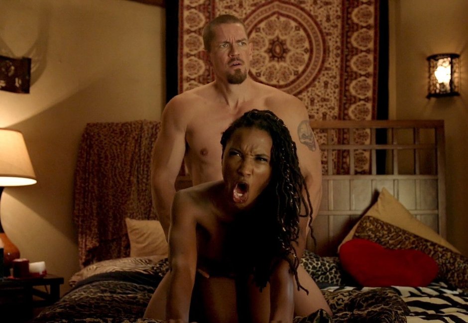 Shameless series Erotic scenes