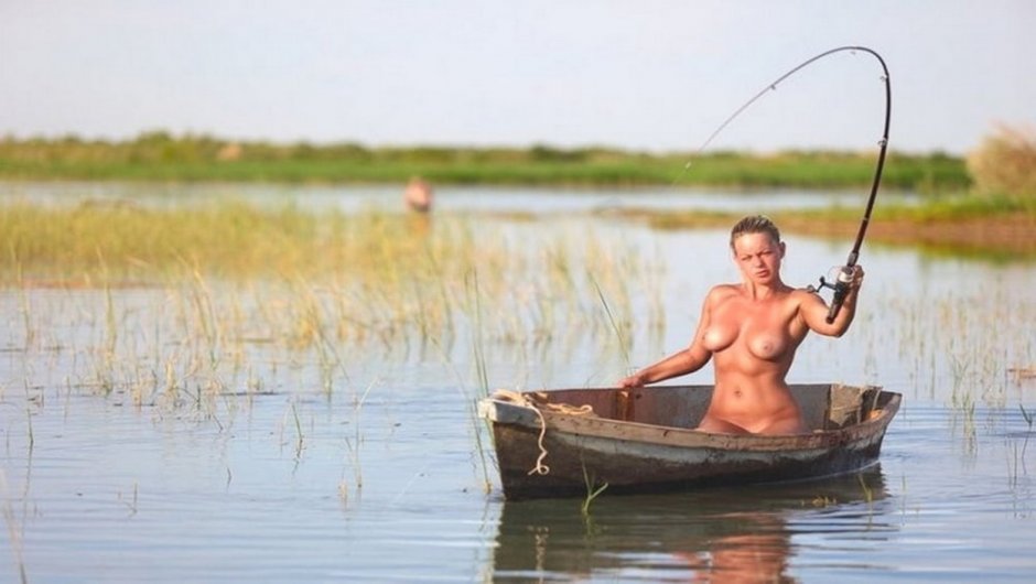 Girls nude fishing