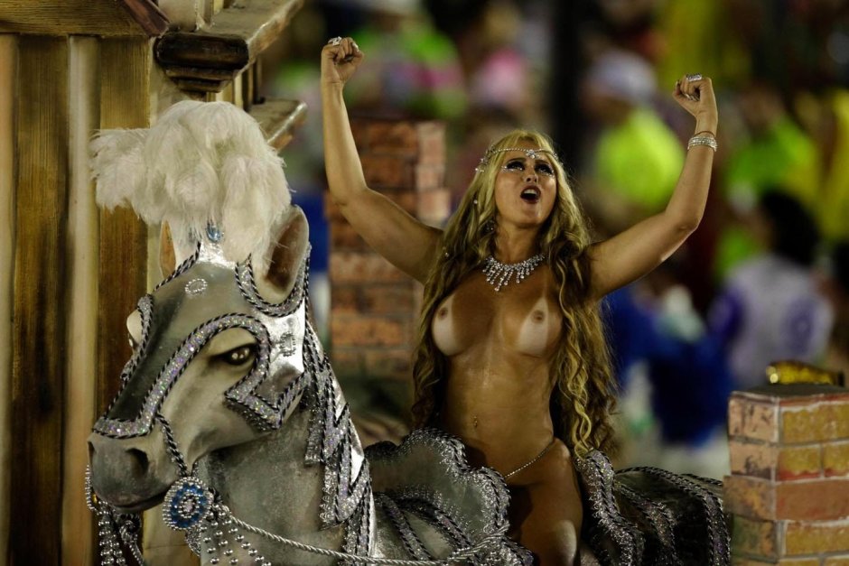 Naked carnival Brazil 1986