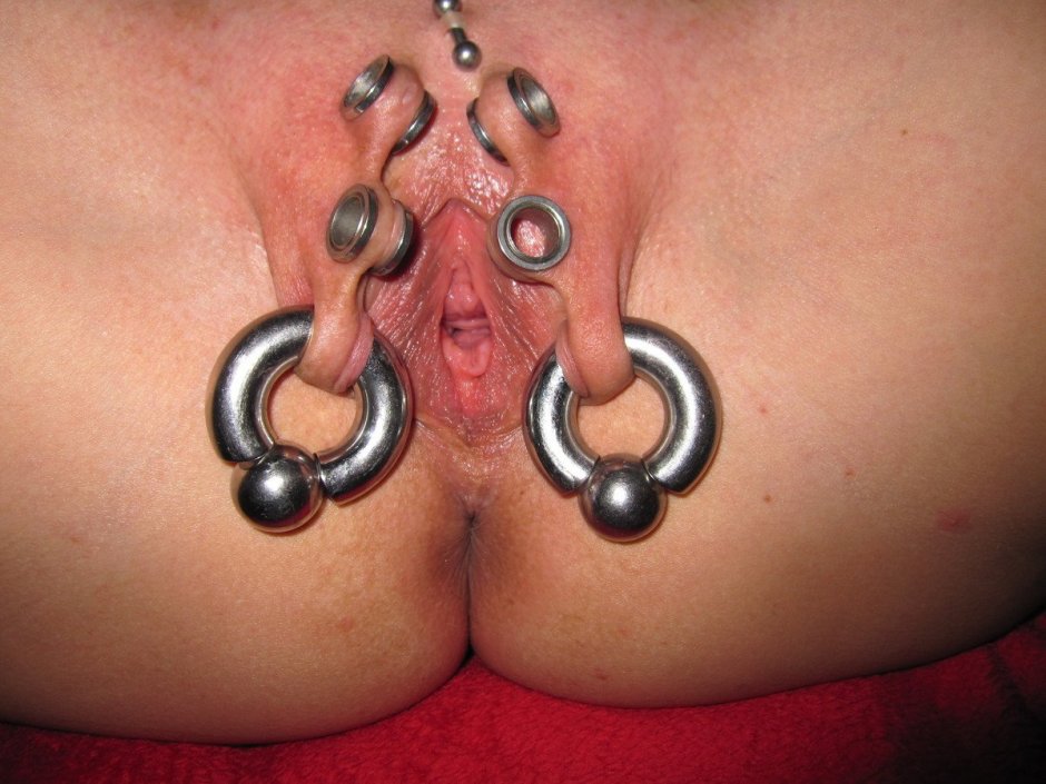 Girls with clitoris piercing