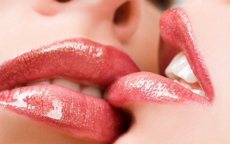 Building lips close -up