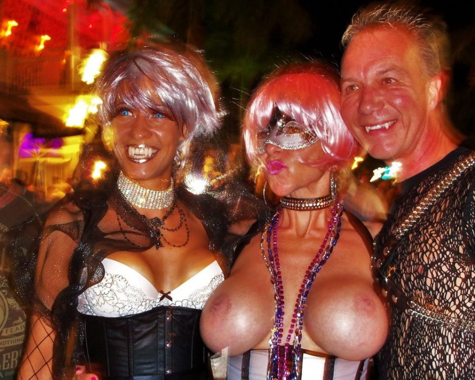 Erotic festivals of Milf