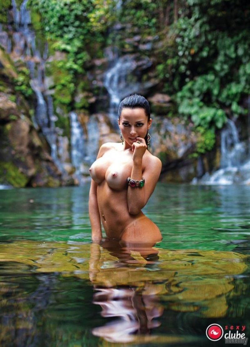 Porn actress Nicole Brazil