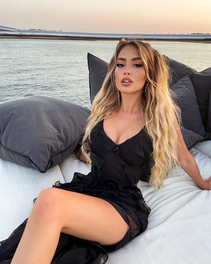 Mira twich