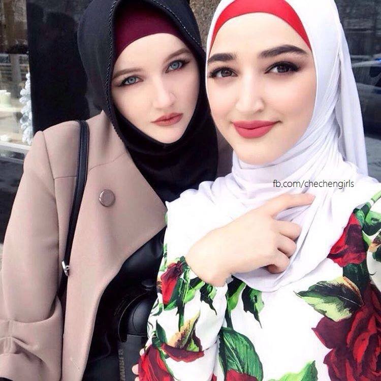 Chechen girls boobs