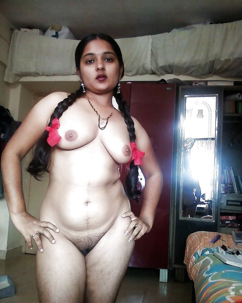Pakistan girl boobs
