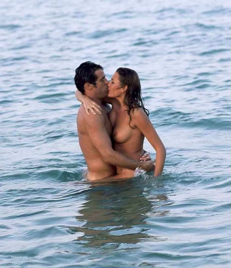 Alena Seredova Naked Pussy