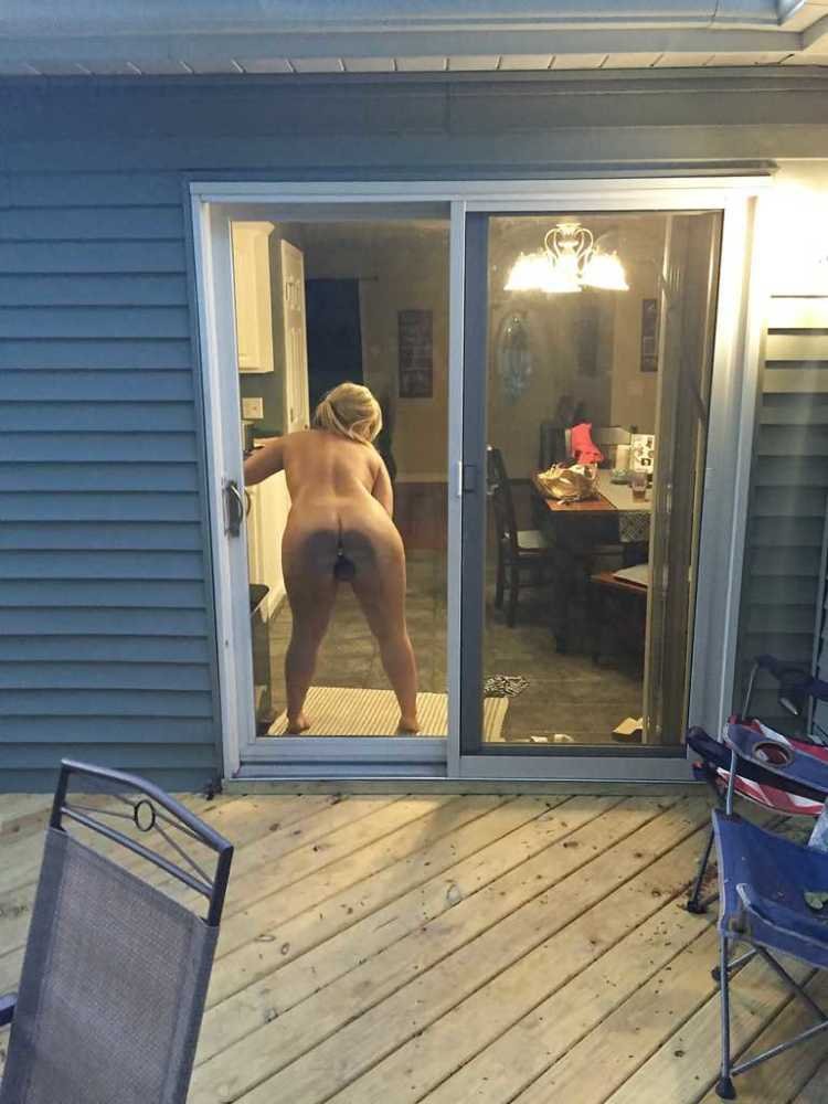 Naked wives in everyday life