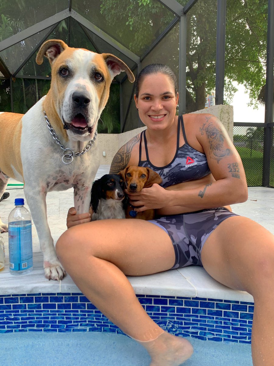 Constance Nunes Feet