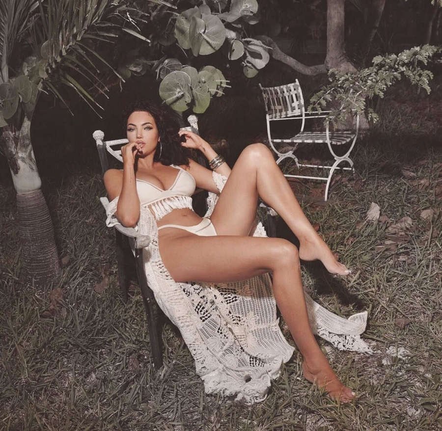 Natalie Halcro Feet