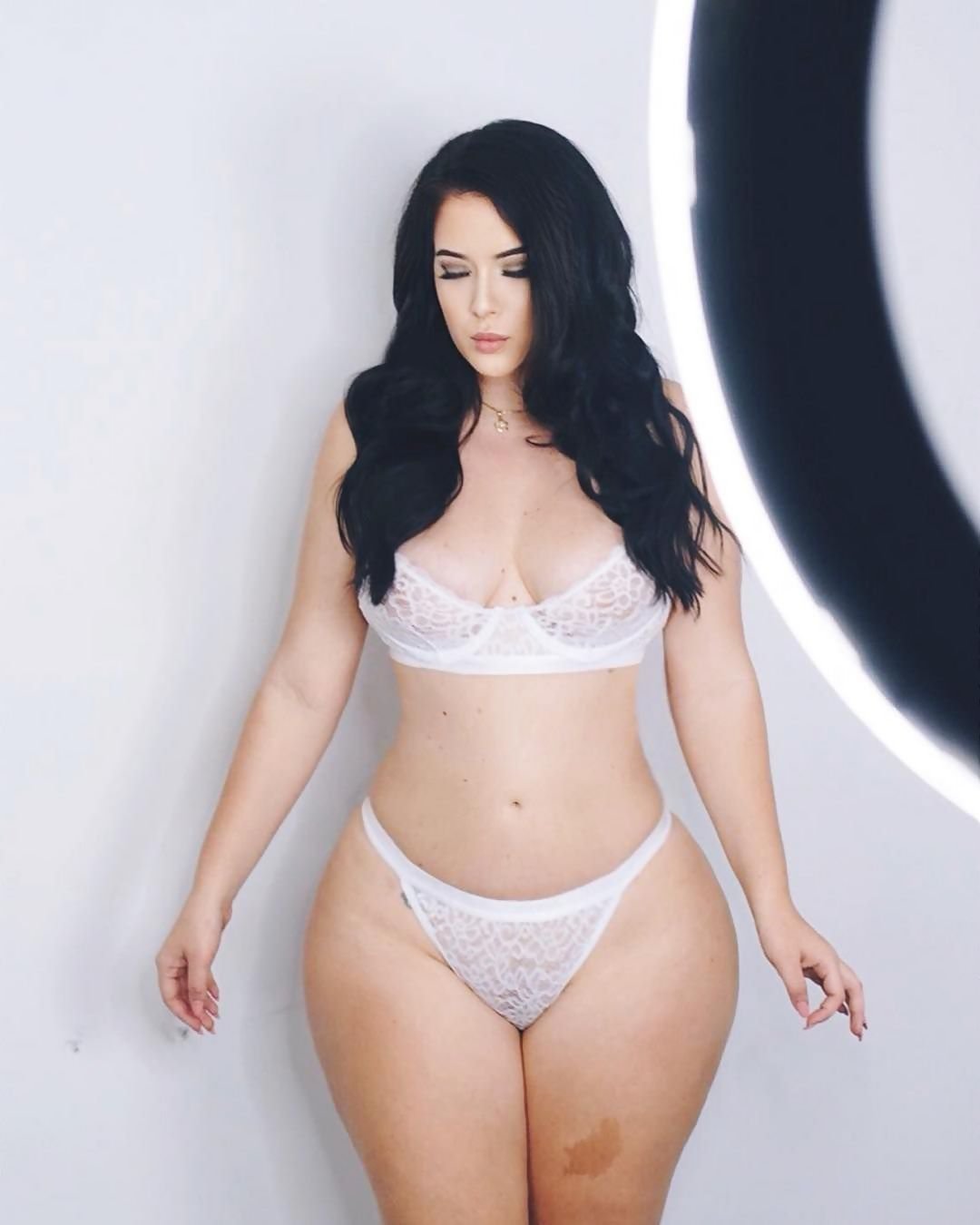 Holly Luyah nude - 62 porn photo