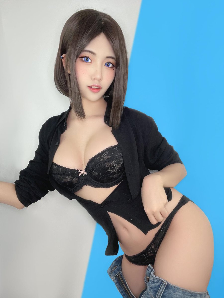 Sam Samsung Cosplay 18