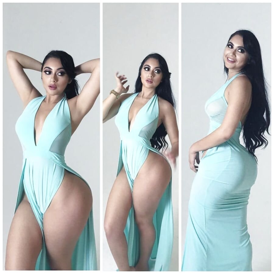 Beautiful fat lactica buttocks