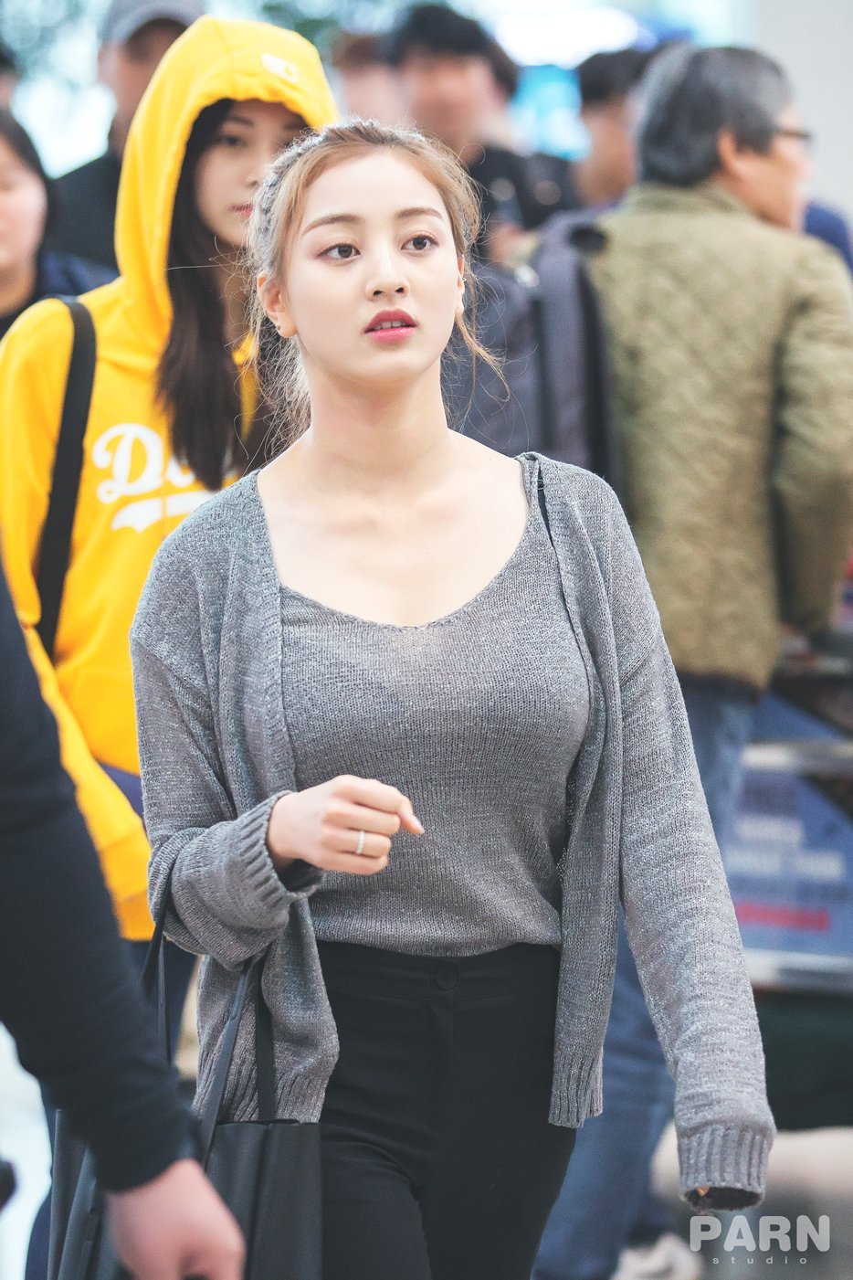 Ji Hyo Twice Body