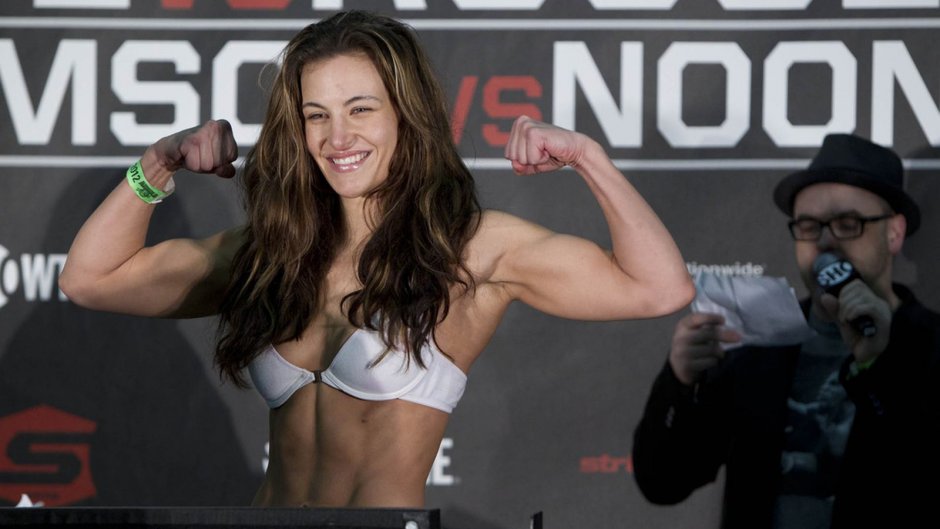 Weighing JUFS Misha Tate