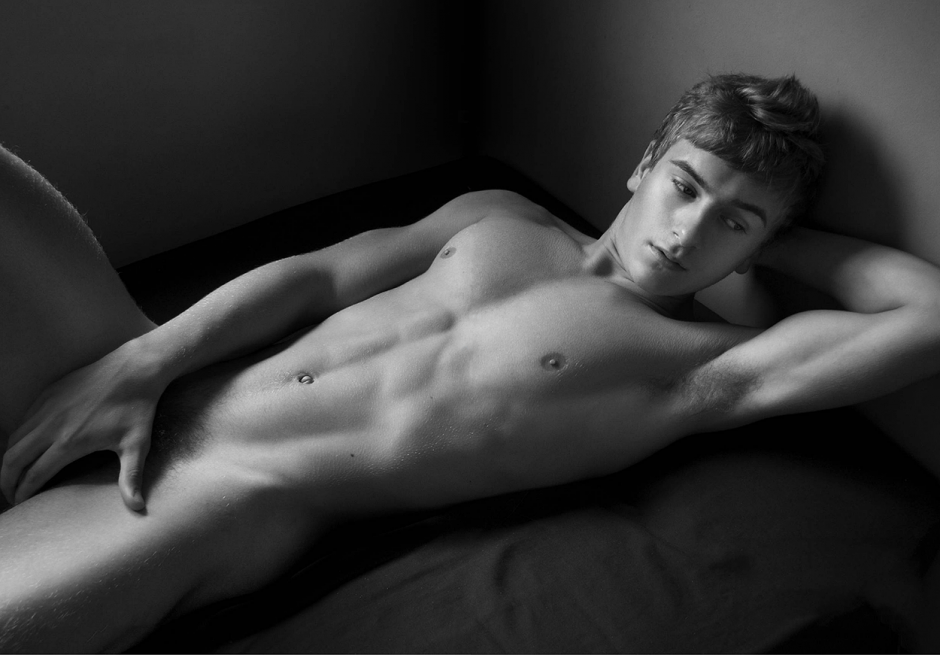 Homosexual men naked