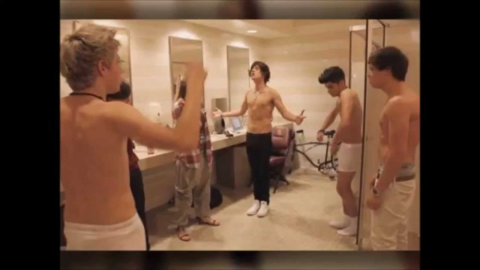 Niall Horan Naked with a guy