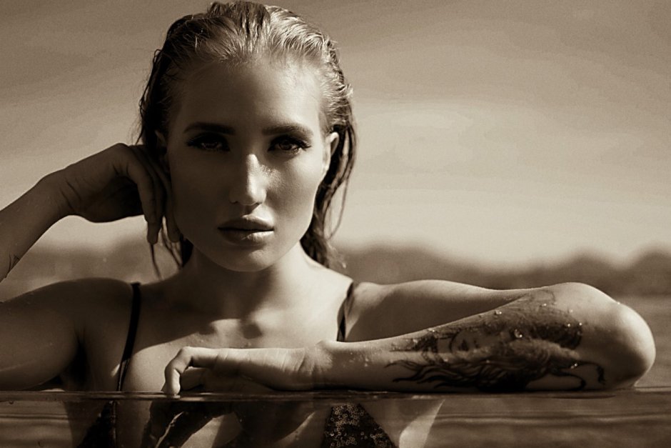 Anastasia Yankova tattoos