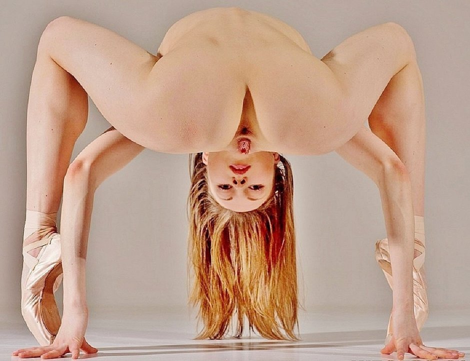 Naked gymnasts and ballerin lesbian