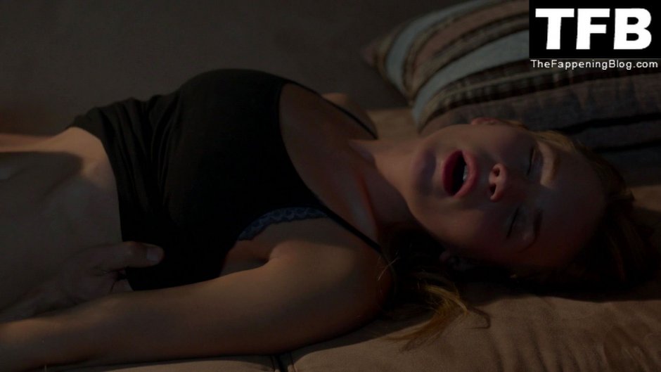 Britt Robertson bed scenes