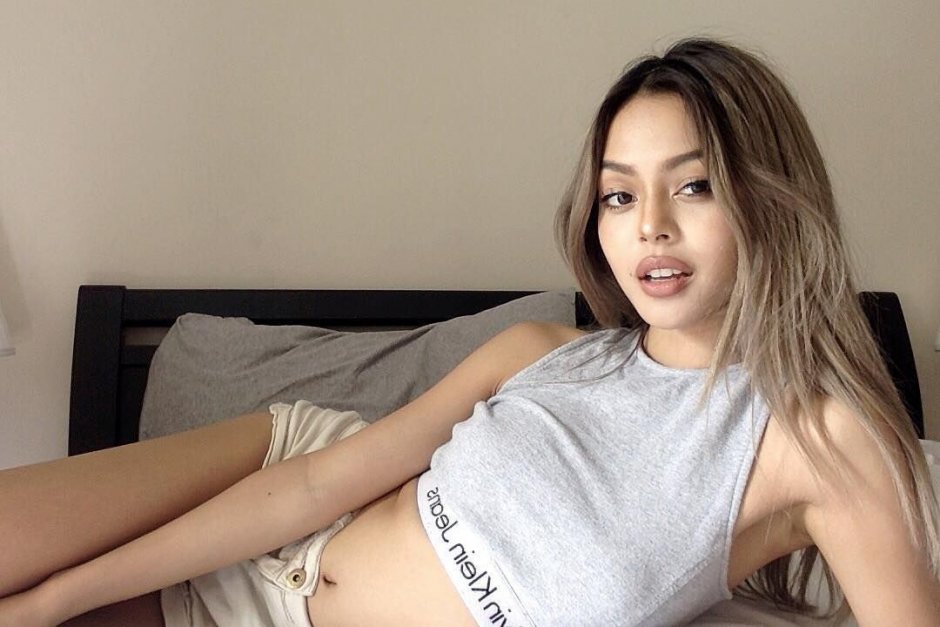 Julia Pink Matures Twitter Instagram Erotic