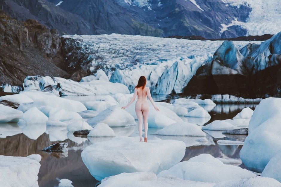 Naked wives from Iceland