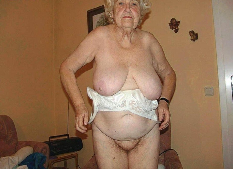 The oldest naked women