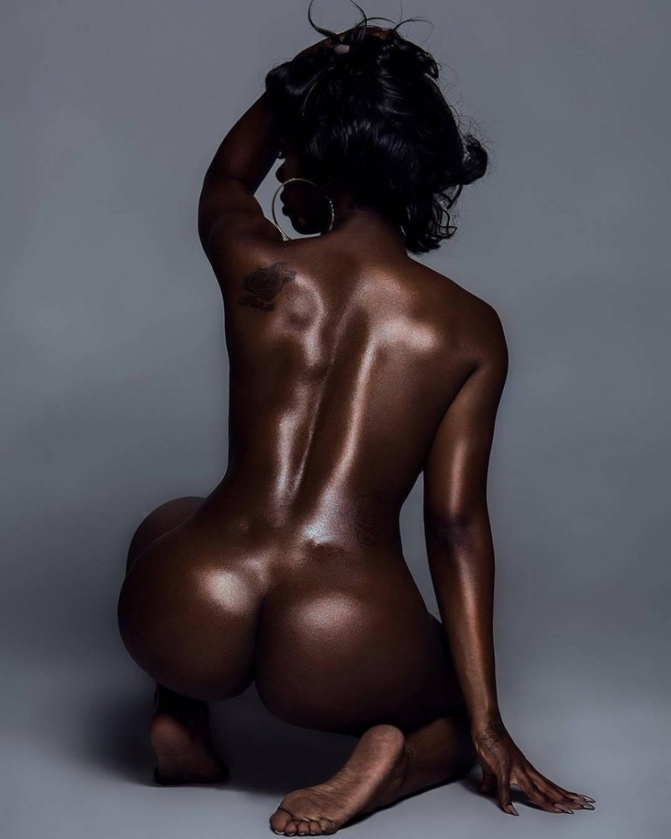 Beautiful priest Negro