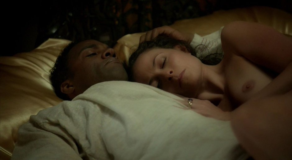 Actress Lara Pulver Naked