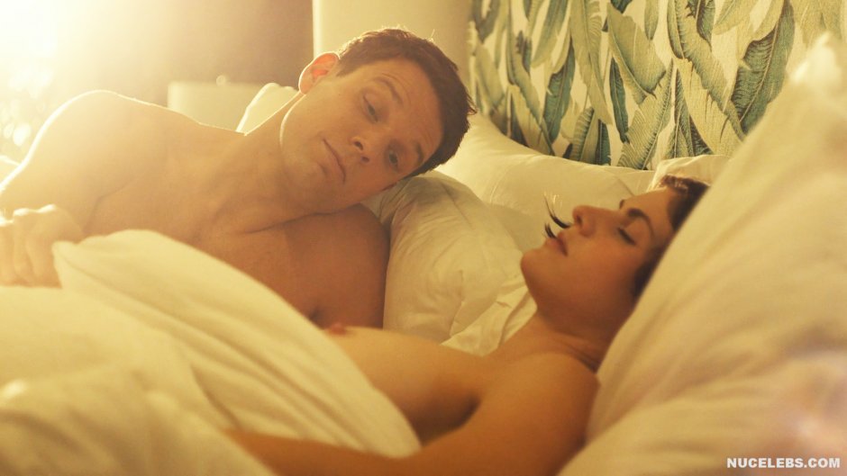 Alexandra Daddario NAKED