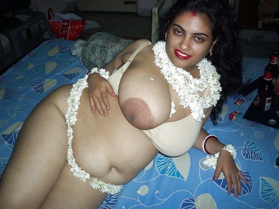 Indian Submissive BBW Aunties on All Fours